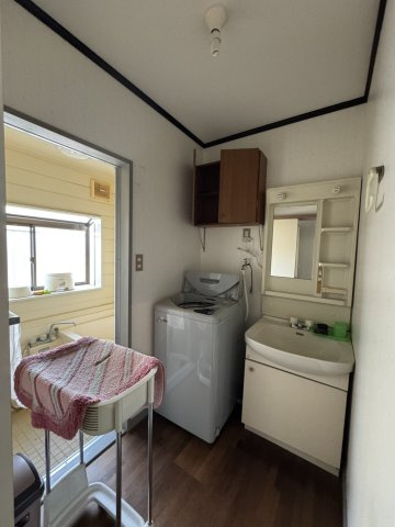 鹿嶋市大字角折2094-12の独立洗面台