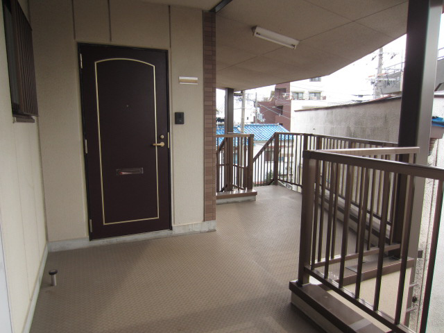 【エントランス】