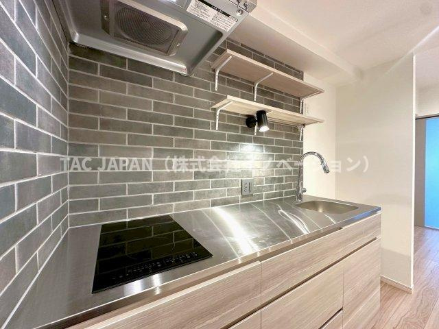 メゾン・ド・ヴィレ日本橋中洲のキッチン|【kitchen】
インテリアの一部として機能性に富み洗練された自慢のキッチンスペース。