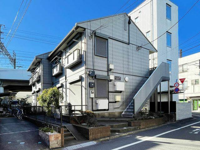 足立区中川2丁目のアパートの画像