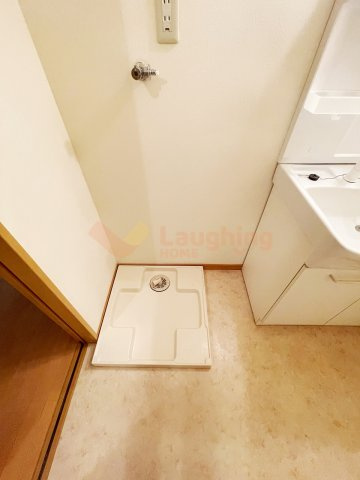 ミルキークォーツの洗面所|コンパクトで使いやすい洗面所
