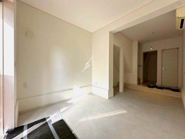 東上野4丁目の邸宅の玄関