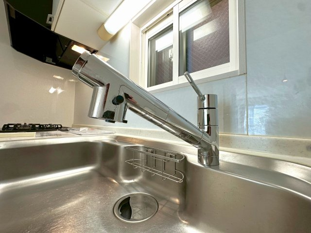 東上野4丁目の邸宅のキッチン