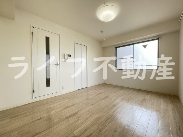 カーサセレノⅡの居間・リビング|ゆったり過ごせる居間です