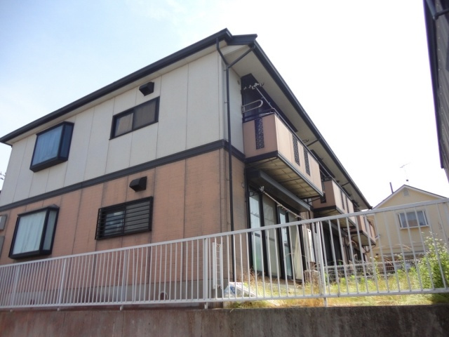 エクセルハイツ桃山の外観