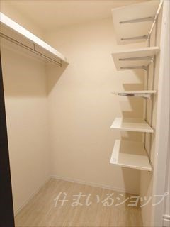 広島市安佐北区亀山２丁目の賃貸マンションの設備|シューズクローク
