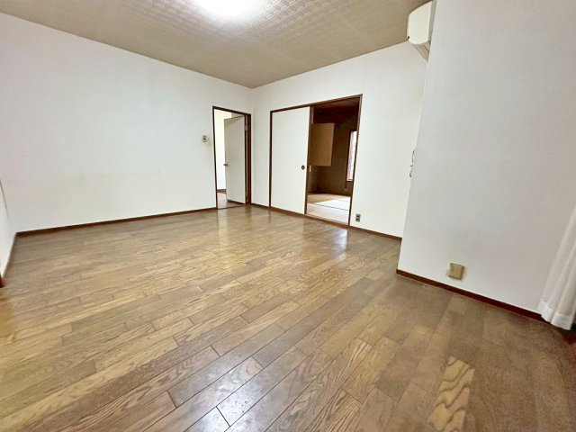 中古戸建　三宅町1丁目の居間・リビング