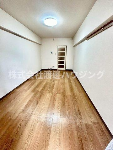 アンビエンテ泉町の居間・リビング