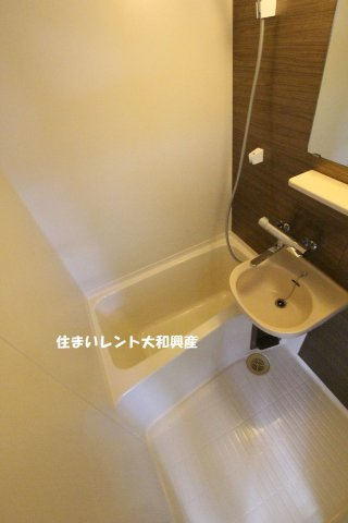 トラッドハウスの浴室