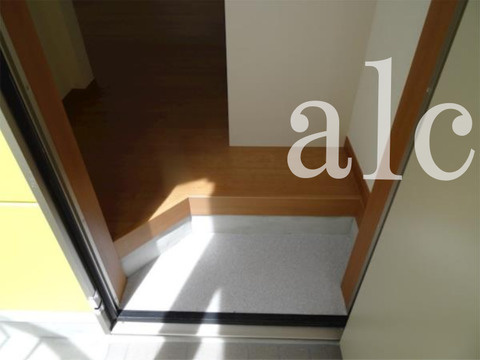 フェリスパルフェの玄関|敷金礼金ゼロ☆初期安☆