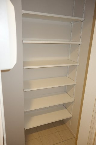 ラティエラ秋葉原の収納