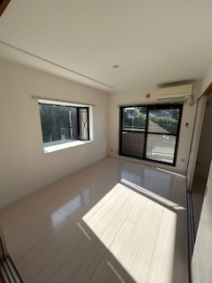 クレセールＫの居間・リビング