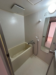 クレセールＫの浴室