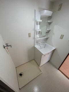 クレセールＫの洗面所