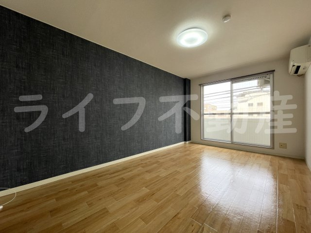 シャローム高井田の居間・リビング|ゆったり過ごせる居間です
