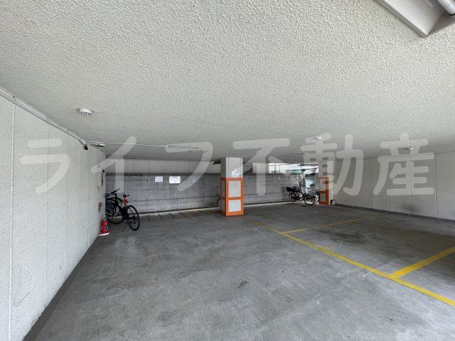 シャローム高井田の駐車場|駐車場があります