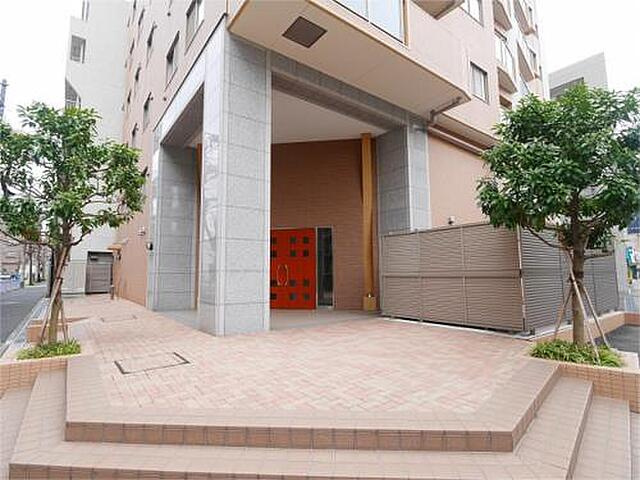 藤和シティホームズ横浜桜木町クレーデルコートのエントランス