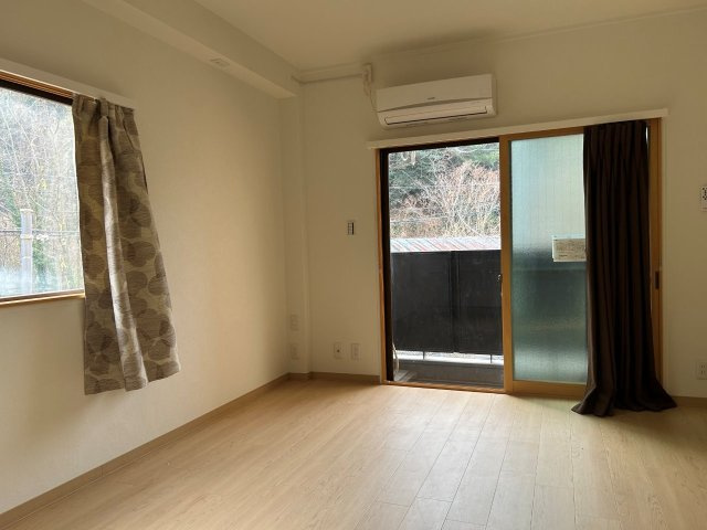 星岡マンションの洋室|個人の部屋や寝室として使える洋室です