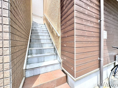 【エントランス】 | Gloria栄生 | 建物の内部です