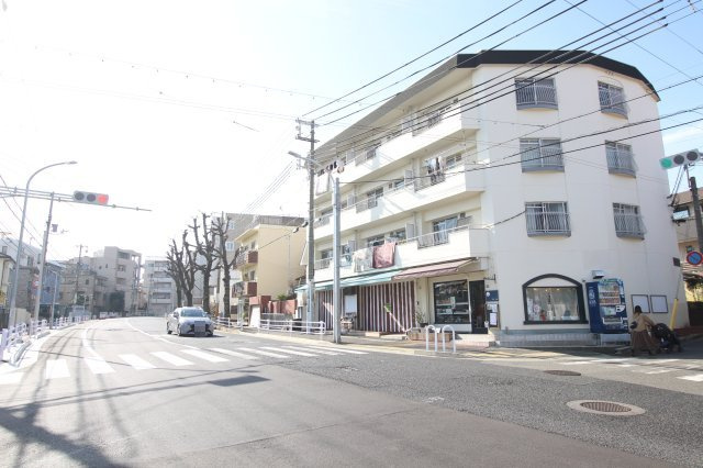 【周辺】 | メゾンクレール曽和