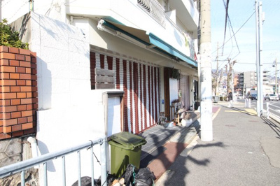 【玄関】 | メゾンクレール曽和