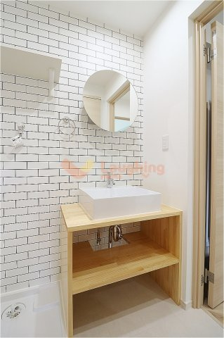 パルフェットの独立洗面台|朝の身支度には欠かせない独立洗面化粧台