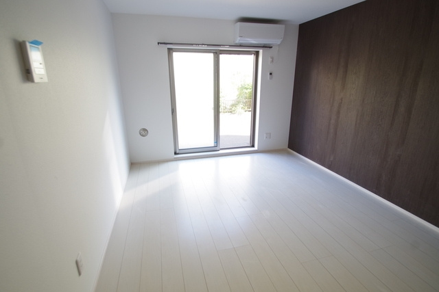 コモド淵野辺の居間・リビング