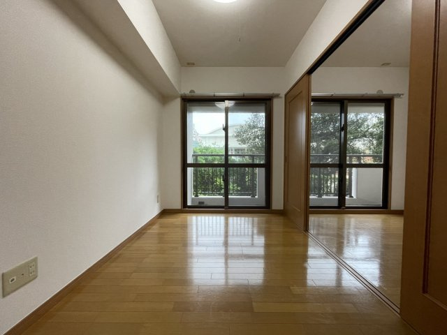 Ｆステージ牧志駅前の洋室