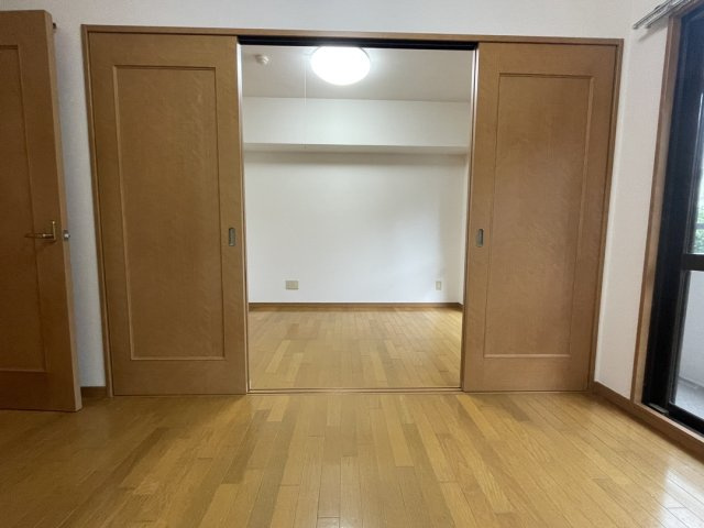 Ｆステージ牧志駅前の洋室