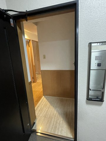 Ｆステージ牧志駅前の玄関