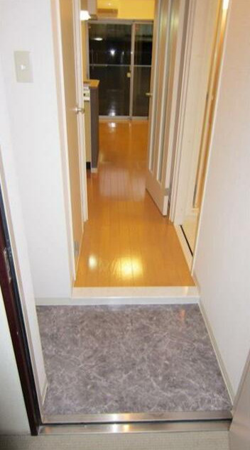 エルスプランドゥールの玄関