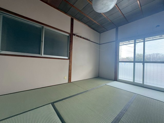 中河原貸家の寝室