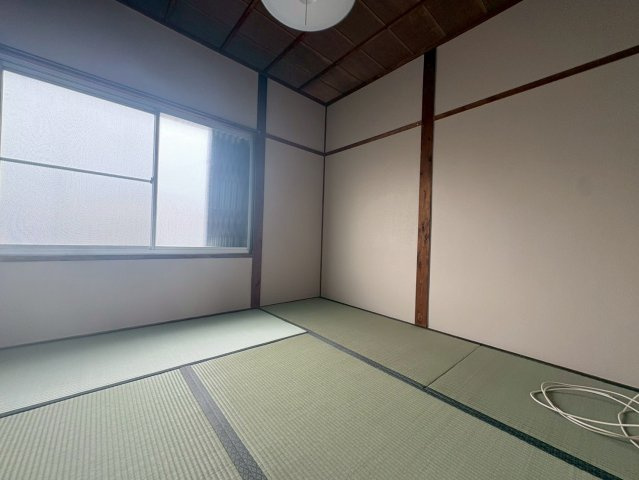 中河原貸家の内装