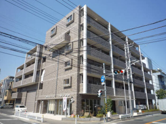 SOLARE横浜の外観