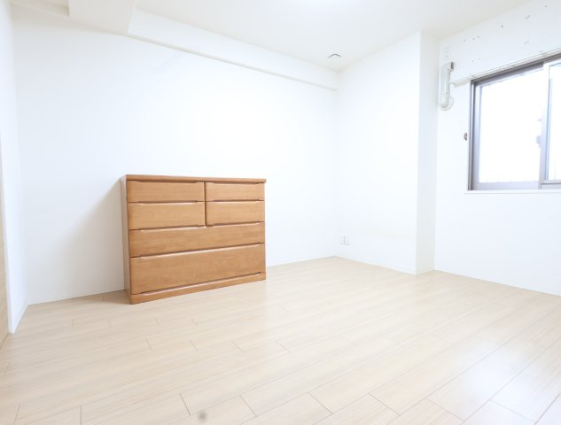 アルファスマート米原の洋室|洋室6.3帖