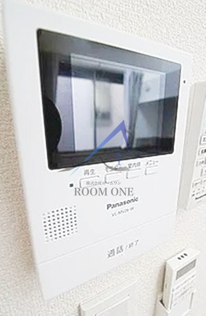 クラシェア中野新橋のセキュリティ|モニター付きインターホンです。
