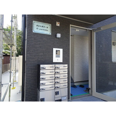 【エントランス】 | ポルトボヌール