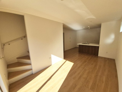 【内観：施工例】 | 大原野上里男鹿町　新築一戸建 | 同社施工例