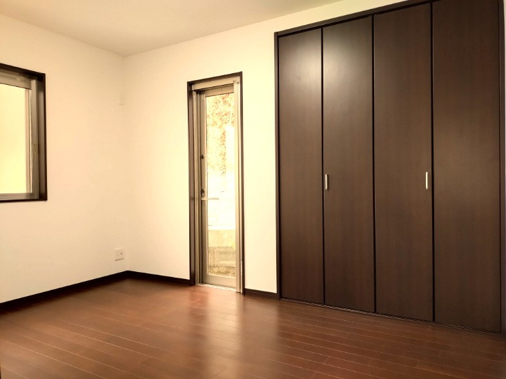 西宮市苦楽園四番町　中古戸建の洋室