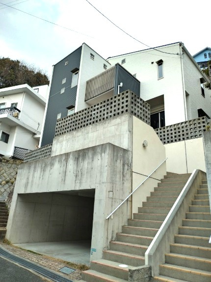 西宮市苦楽園四番町　中古戸建