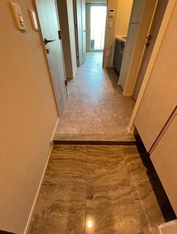 ラグゼナ用賀　駅近　ペット相談　エコキューブの玄関