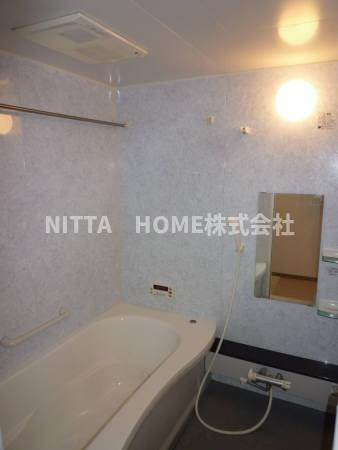 コンフォートテラス　Ａ棟の浴室|キレイなバスルームで疲れもなくなりますね★