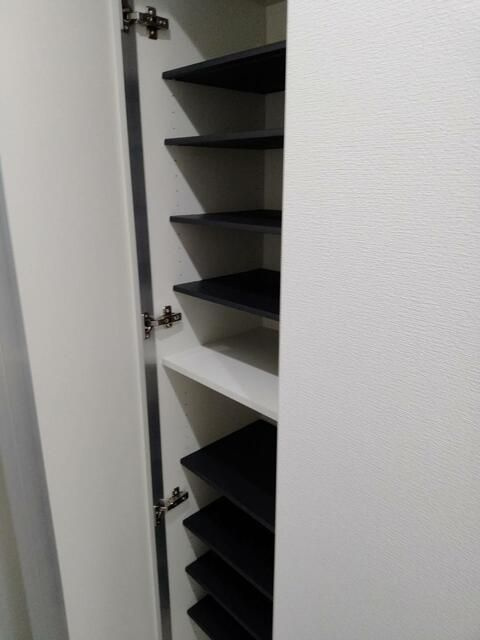 サルコスクス東駒形（事務所契約）の収納