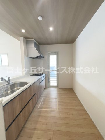 【その他】 | 掛川市横須賀 新築一戸建て 1号棟 | 勝手口です