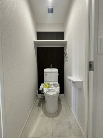 ラシュール・イン大橋Ⅱの玄関