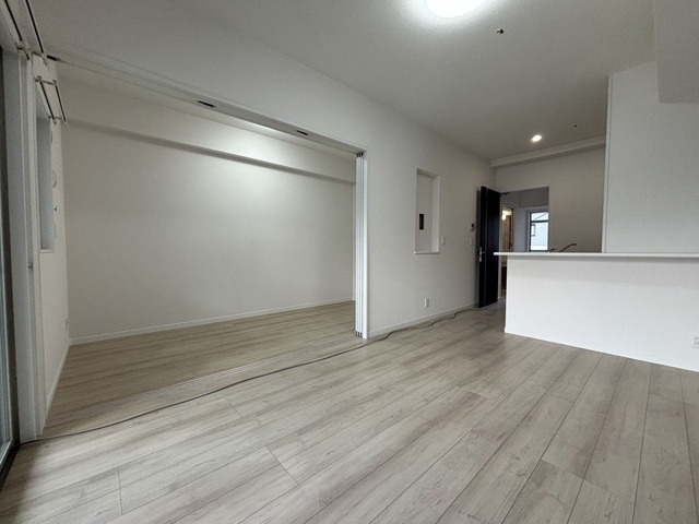 ラシュール・イン大橋Ⅱの居間・リビング