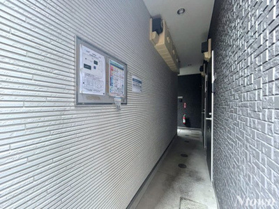 【ロビー】 | K’s Garden 栄生 | ゆとりのあるロビーです