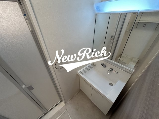 前橋市青柳町のアパートの独立洗面台