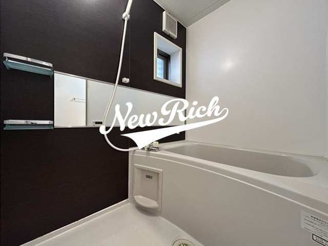 前橋市天川原町１丁目のアパートの浴室