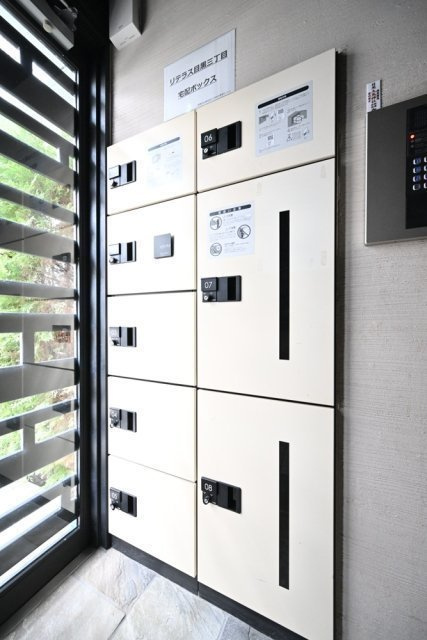 リテラス目黒三丁目のその他共用部分|宅配BOX